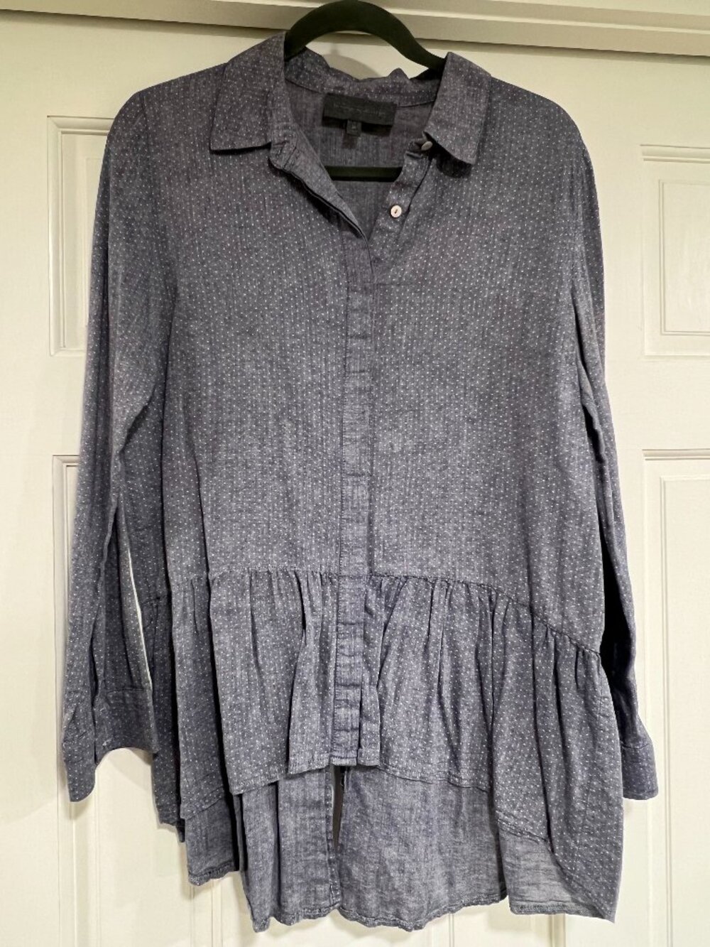 Sunday in Brooklyn Chambray Dot Button Down | High-Low Peplum Blouse | Size M
